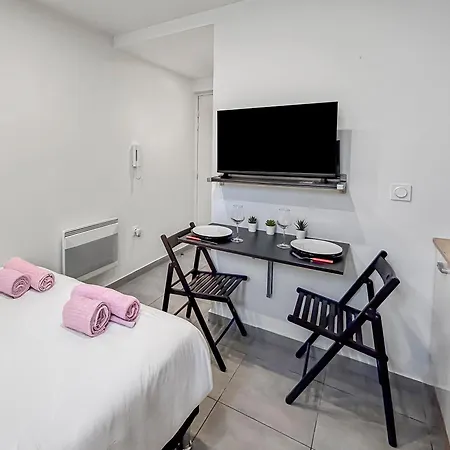 Lumineux Et Moderne A Nice, Bien Situe Appartamento *